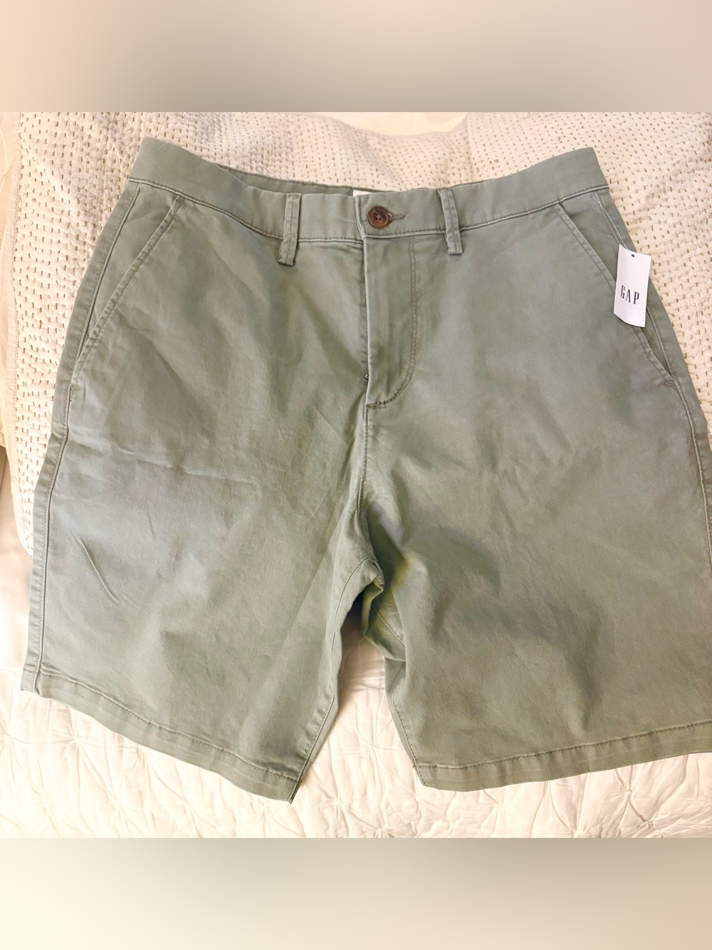 GAP Men's Olive Green Chino Shorts NWT
